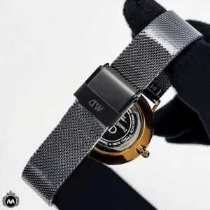 ساعت مچی زنانه دنیل ولینگتون قاب رزگلد صفحه مشکی مدل DW12 Daniel Wellington