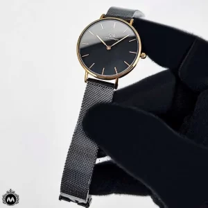 ساعت مچی زنانه دنیل ولینگتون قاب رزگلد صفحه مشکی مدل DW12 Daniel Wellington