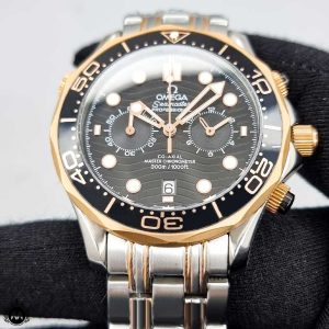 ساعت مچی مردانه امگا اسپید مستر نقره ای رزگلد OMEGA SPEEDMASTER S105