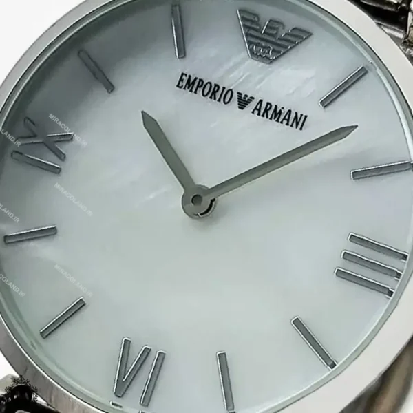 ساعت مچی زنانه امپریو آرمانی نقره ای صفحه صدفی Emporio Armani AR8967