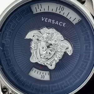 ساعت ورساچه زنانه کنتوری نقره ای صفحه آبی Versace V6052L