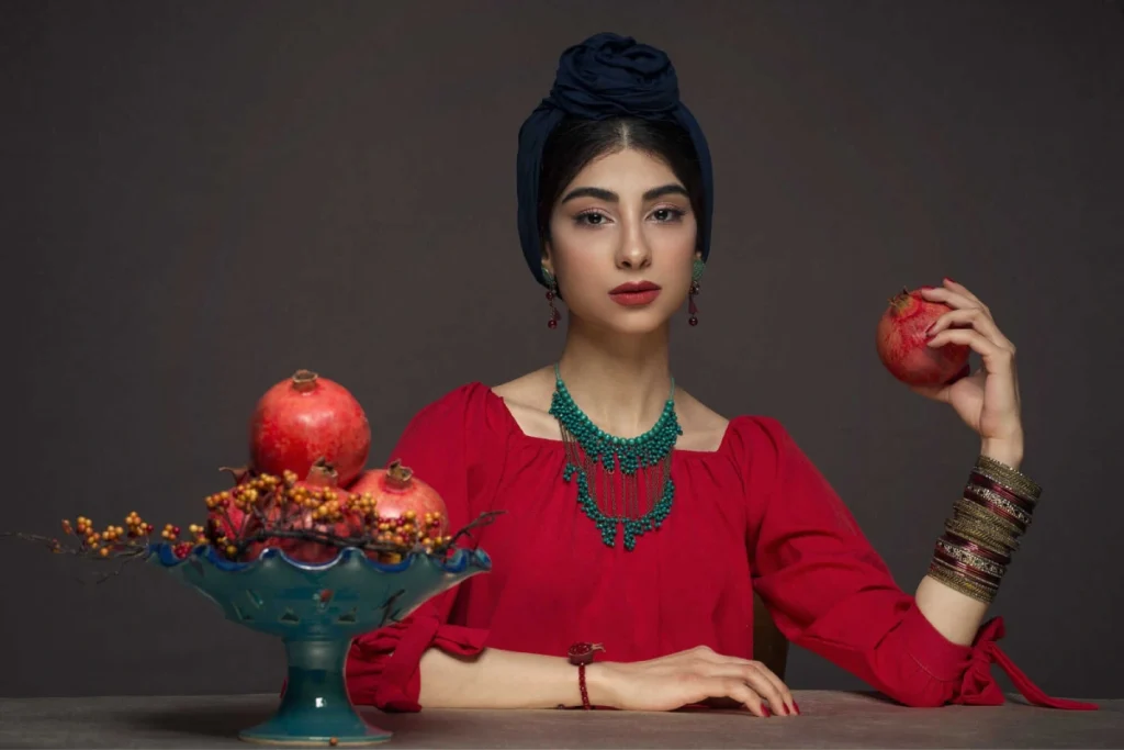 ساعت‌ زنانه مناسب استایل شب یلدا